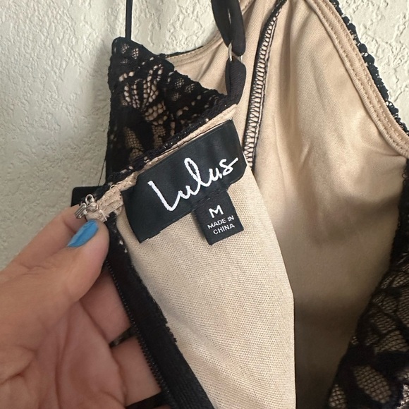 NWT Black Lace Sleeveless Bodycon Midi Dress Medium - Picture 7 of 7